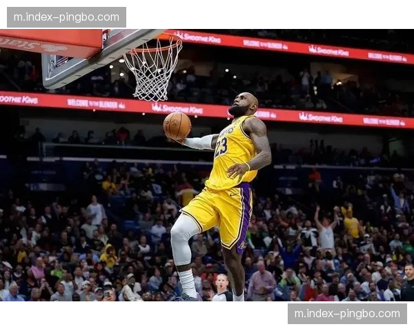 湖人对手三分命中率高达41.1% 弧顶区域防守形同虚设 湖人对手三分命中率高达41.1% 弧顶区域防守形同虚设